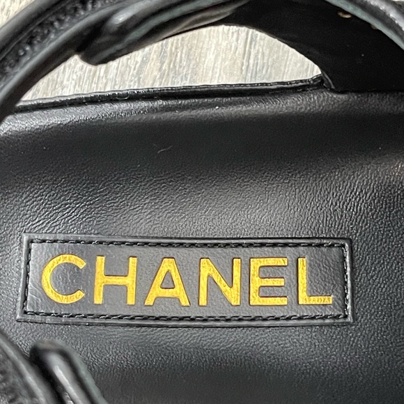 Brand new Dad sandals - Picture 5 of 6